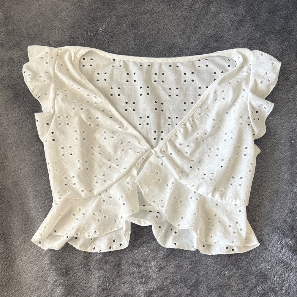 Chic White Eyelet Blouse with Ruffle Accents